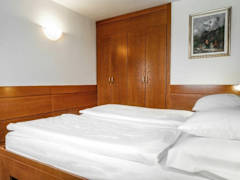 Zimmerbild 17