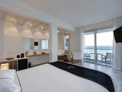 Zimmerbild 44