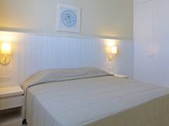 Zimmerbild 23