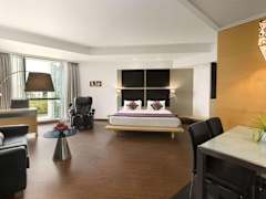 Zimmerbild 10