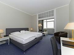 Zimmerbild 6