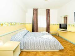 Zimmerbild 32