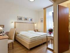Zimmerbild 13