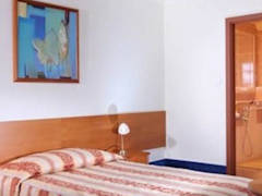 Zimmerbild 13