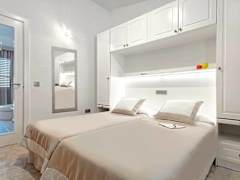 Zimmerbild 11