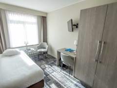 Zimmerbild 8