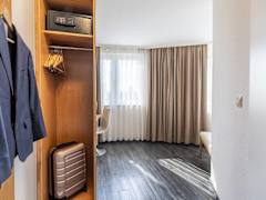 Zimmerbild 12