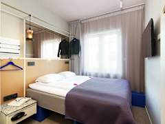 Zimmerbild 24