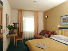 Zimmerbild 13
