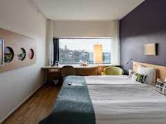 Zimmerbild 11
