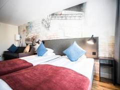 Zimmerbild 15