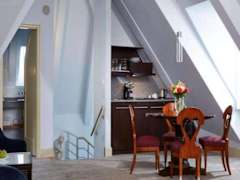 Zimmerbild 11