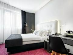 Zimmerbild 28