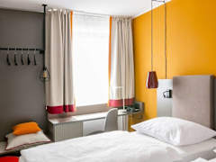 Zimmerbild 14