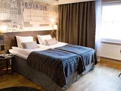 Zimmerbild 12