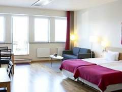 Zimmerbild 15