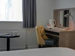 Zimmerbild 28