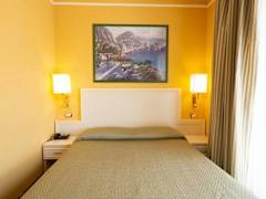 Zimmerbild 16