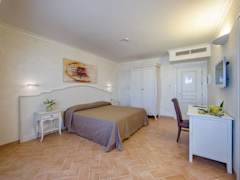 Zimmerbild 9