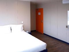 Zimmerbild 23