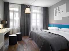 Zimmerbild 24