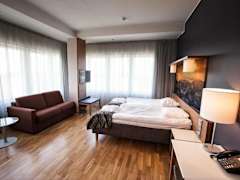 Zimmerbild 23