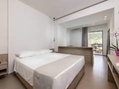 Zimmerbild 23