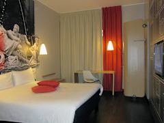 Zimmerbild 11