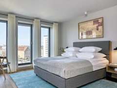 Zimmerbild 14