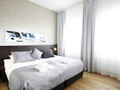 Zimmerbild 12