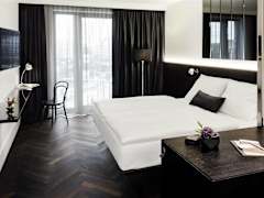 Zimmerbild 13