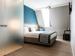 Zimmerbild 11