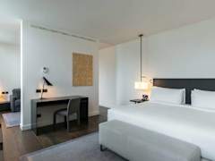 Zimmerbild 7