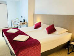 Zimmerbild 23