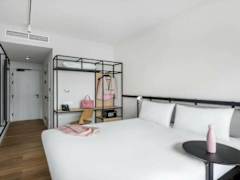 Zimmerbild 7