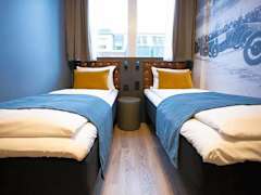 Zimmerbild 12