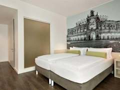 Zimmerbild 14