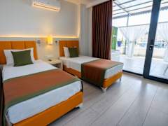 Zimmerbild 8
