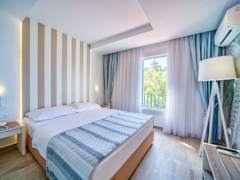 Zimmerbild 6