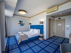 Zimmerbild 4