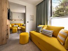 Zimmerbild 6