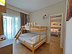 Zimmerbild 13