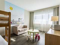 Zimmerbild 8