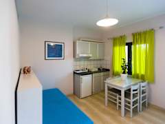 Zimmerbild 4