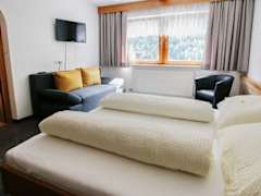 Zimmerbild 8