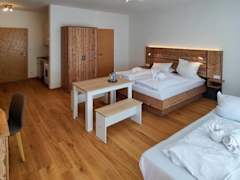 Zimmerbild 23