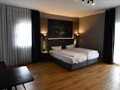 Zimmerbild 16