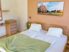 Zimmerbild 13