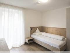 Zimmerbild 4