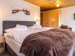 Zimmerbild 12